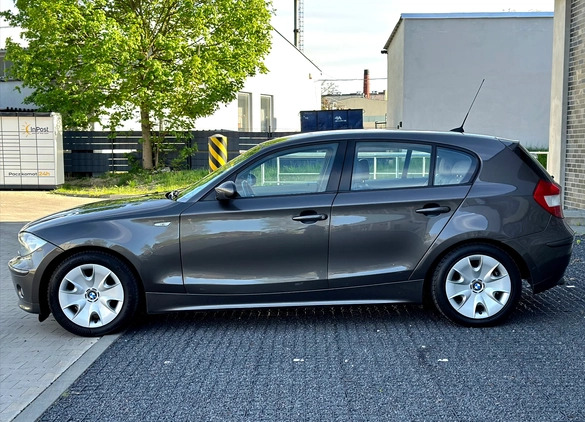 BMW Seria 1 cena 15900 przebieg: 185000, rok produkcji 2006 z Poznań małe 781